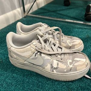 NIKE gray camo air force ones (size 4.5 youth)